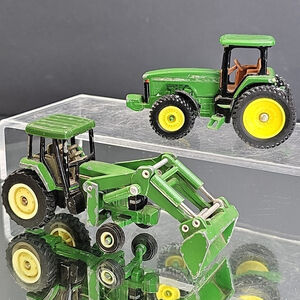 Ertl Joh Deere Diecast Tractor Pair Front End Loader Articulation 1:64 Read